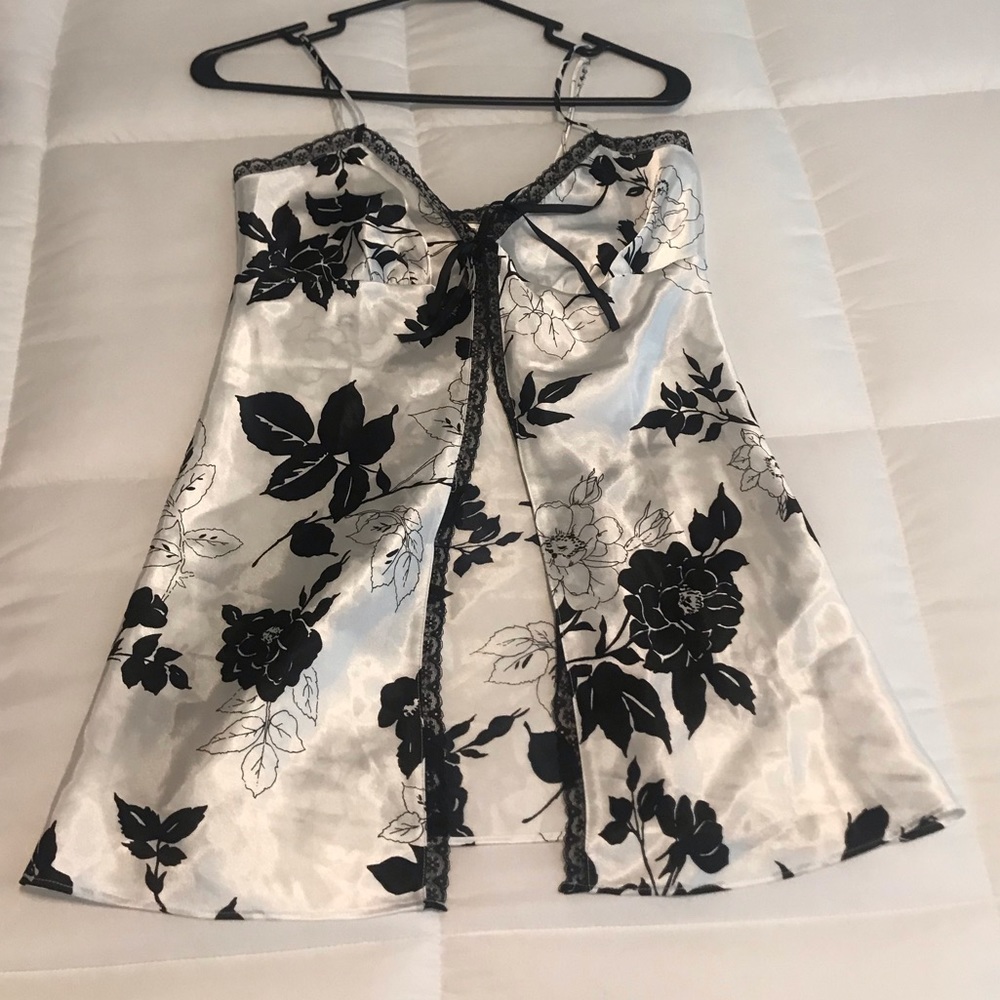 Center tie slip